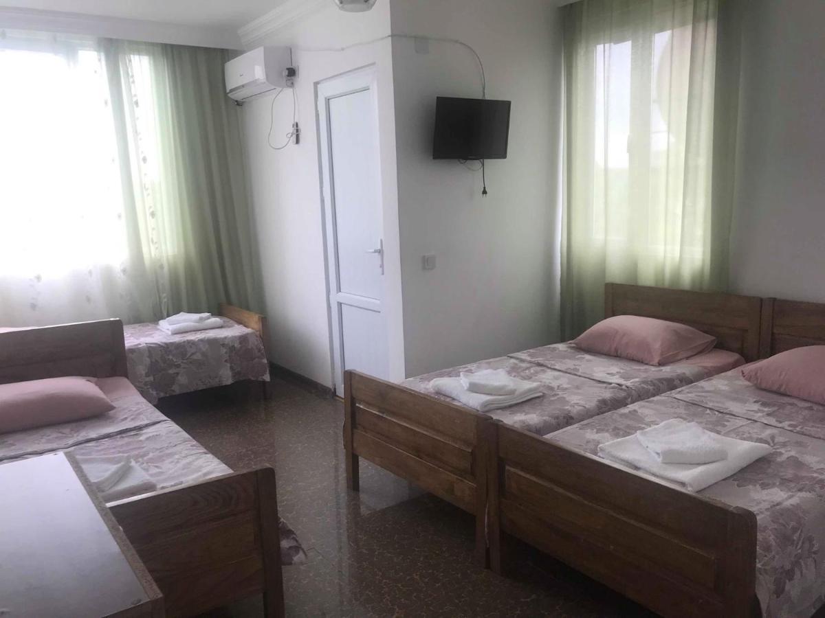 Twins Guest House By Black Sea Kobuleti Luaran gambar