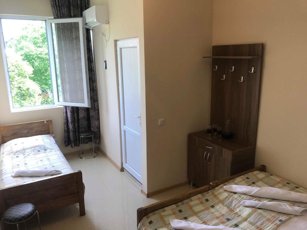 Twins Guest House By Black Sea Kobuleti Luaran gambar