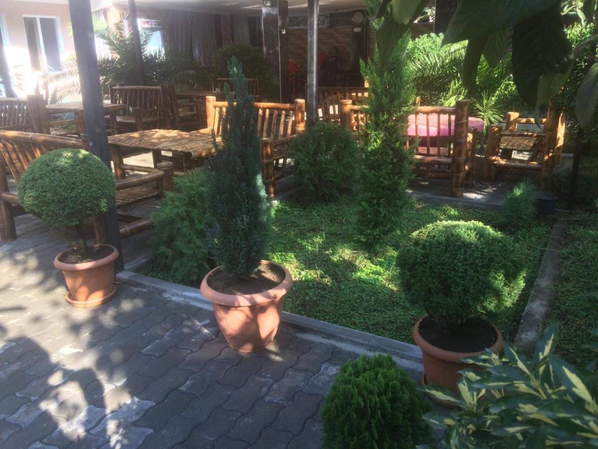 Twins Guest House By Black Sea Kobuleti Luaran gambar