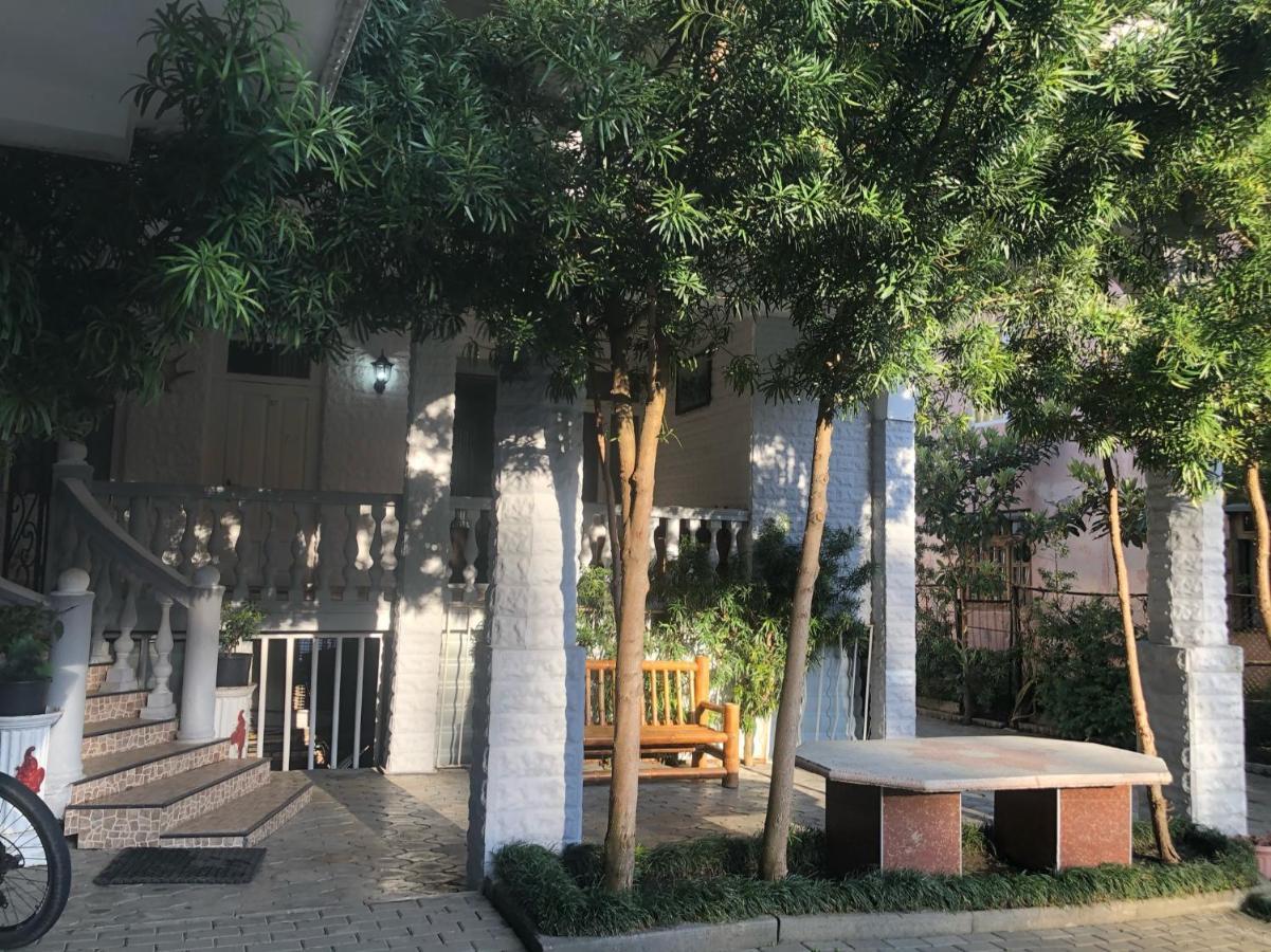 Twins Guest House By Black Sea Kobuleti Luaran gambar