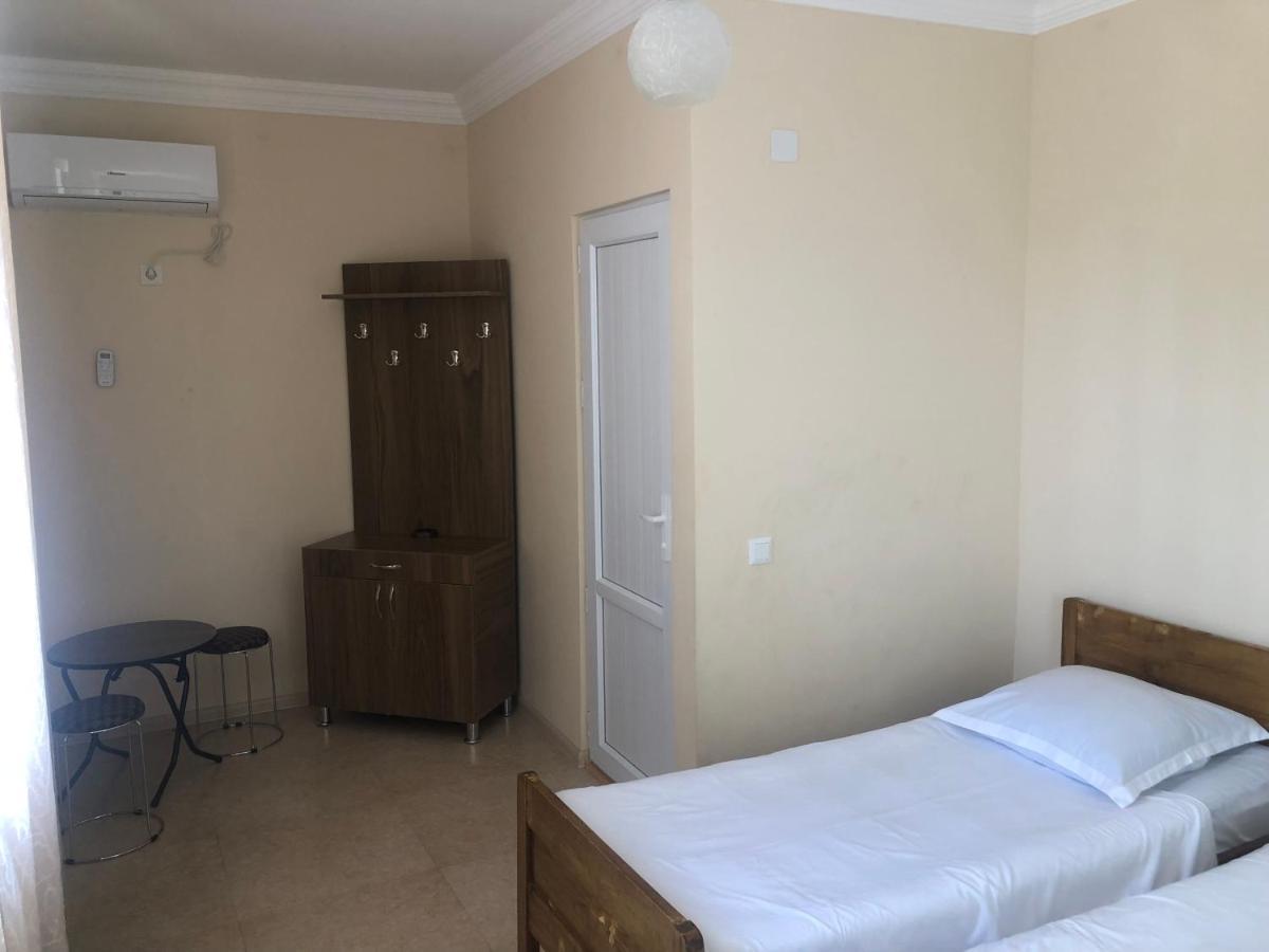 Twins Guest House By Black Sea Kobuleti Luaran gambar