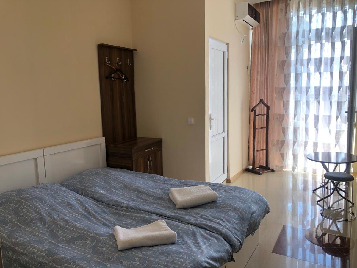 Twins Guest House By Black Sea Kobuleti Luaran gambar