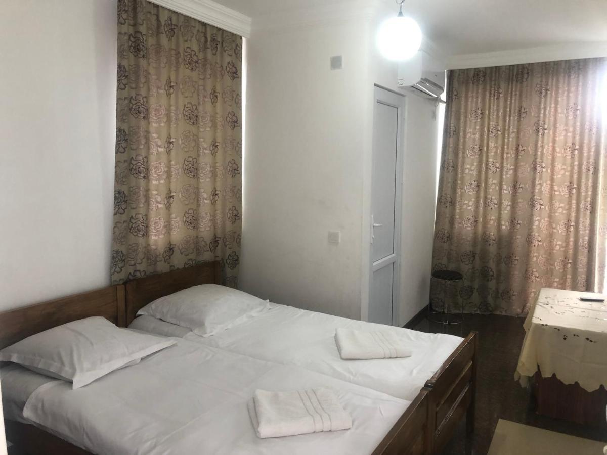 Twins Guest House By Black Sea Kobuleti Luaran gambar
