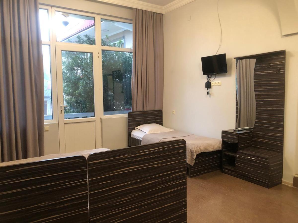 Twins Guest House By Black Sea Kobuleti Luaran gambar